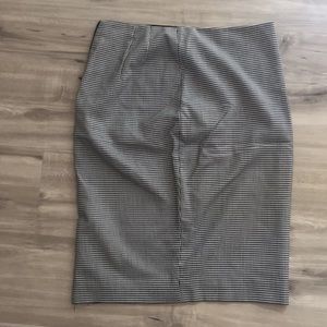 Pencil skirt The Limited, size 4