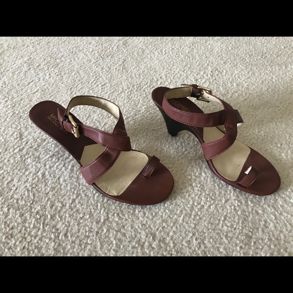 Michael Kors Criss Cross Wedge Sandals. - Picture 2 of 7