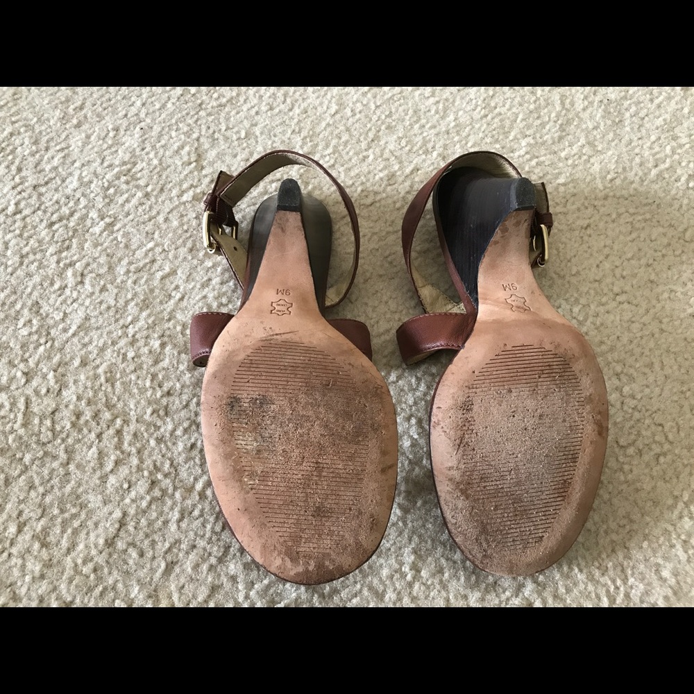 Michael Kors Criss Cross Wedge Sandals. - Picture 6 of 7
