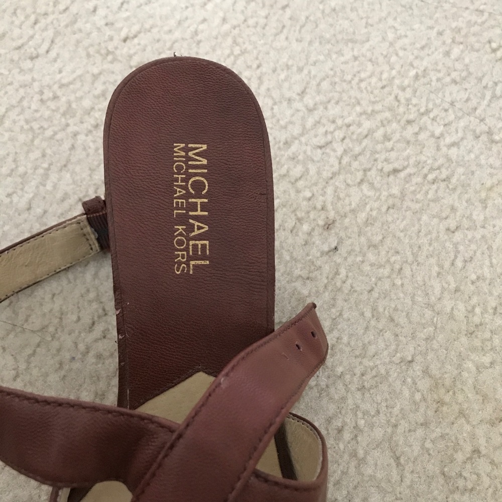 Michael Kors Criss Cross Wedge Sandals. - Picture 7 of 7