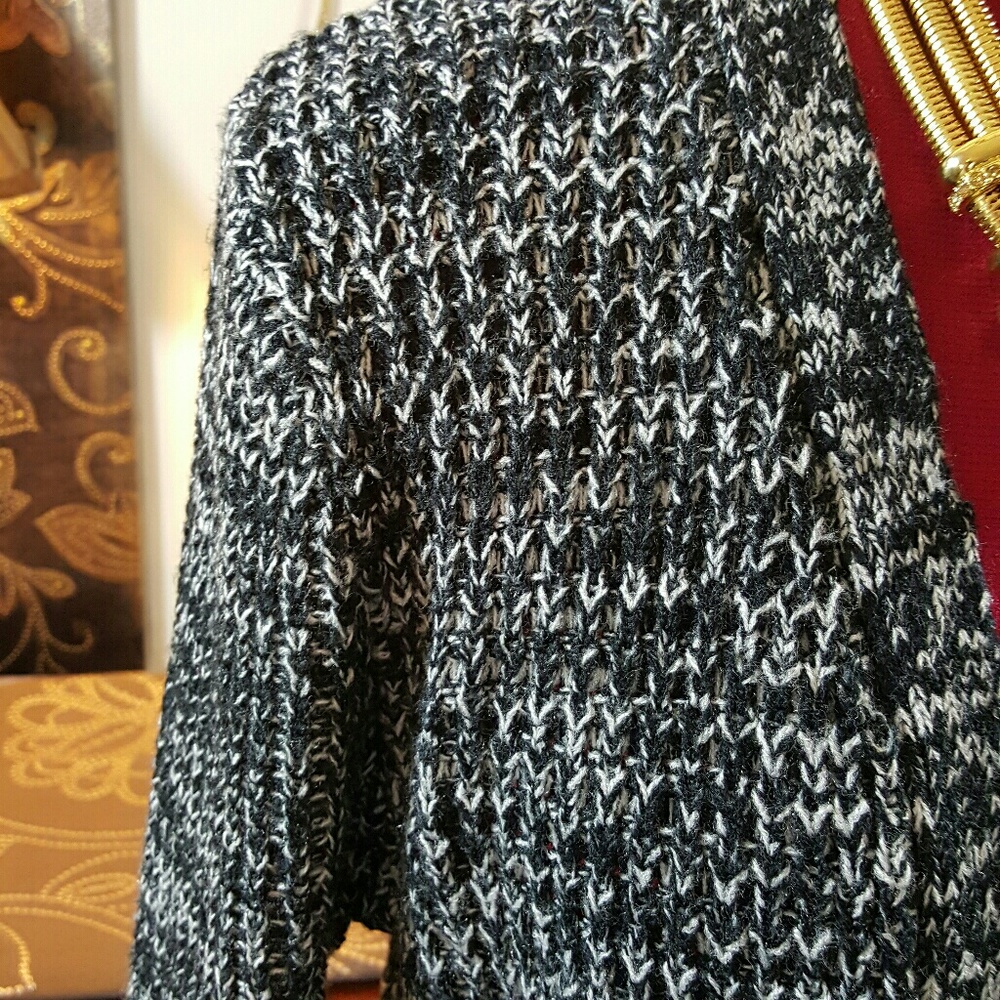 Sold..Ambiance Cardigan size M - Picture 2 of 4