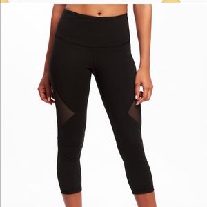Super cute active leggings with mesh on the legs!