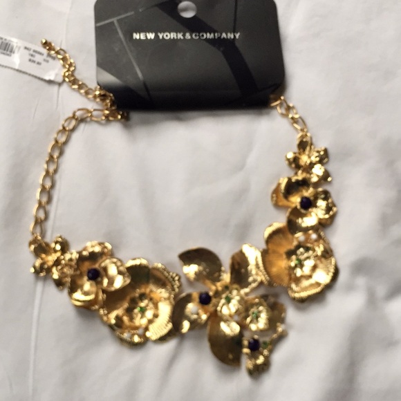 Gold necklace - Picture 1 of 2