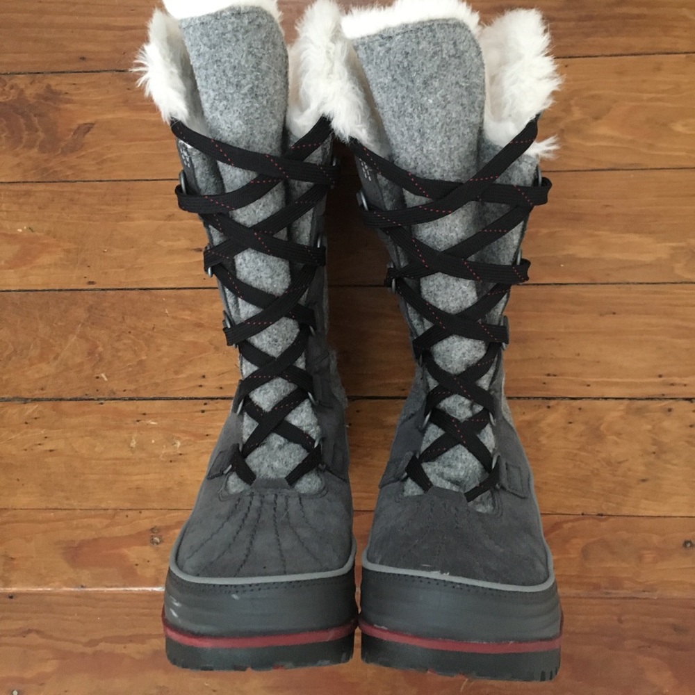 Sorel Boots. Size 9. Worn 2x!!!