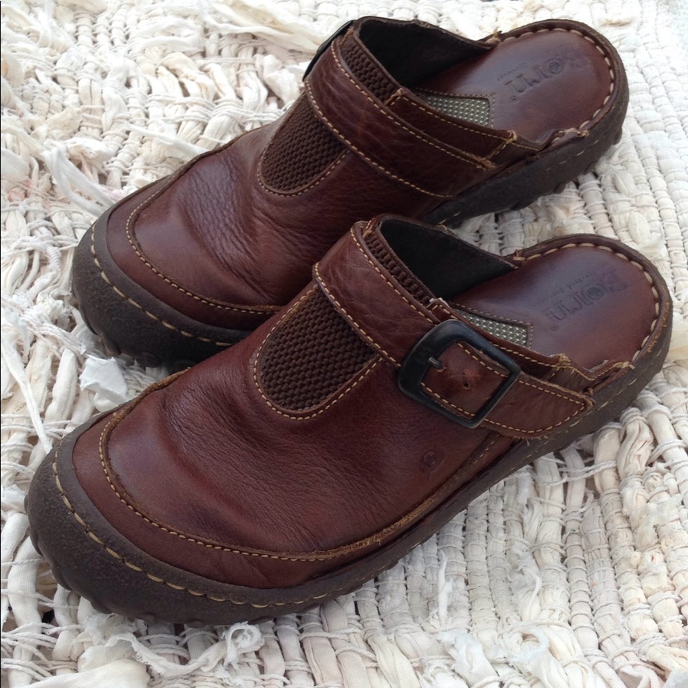 Born Brown Clogs - Size 7