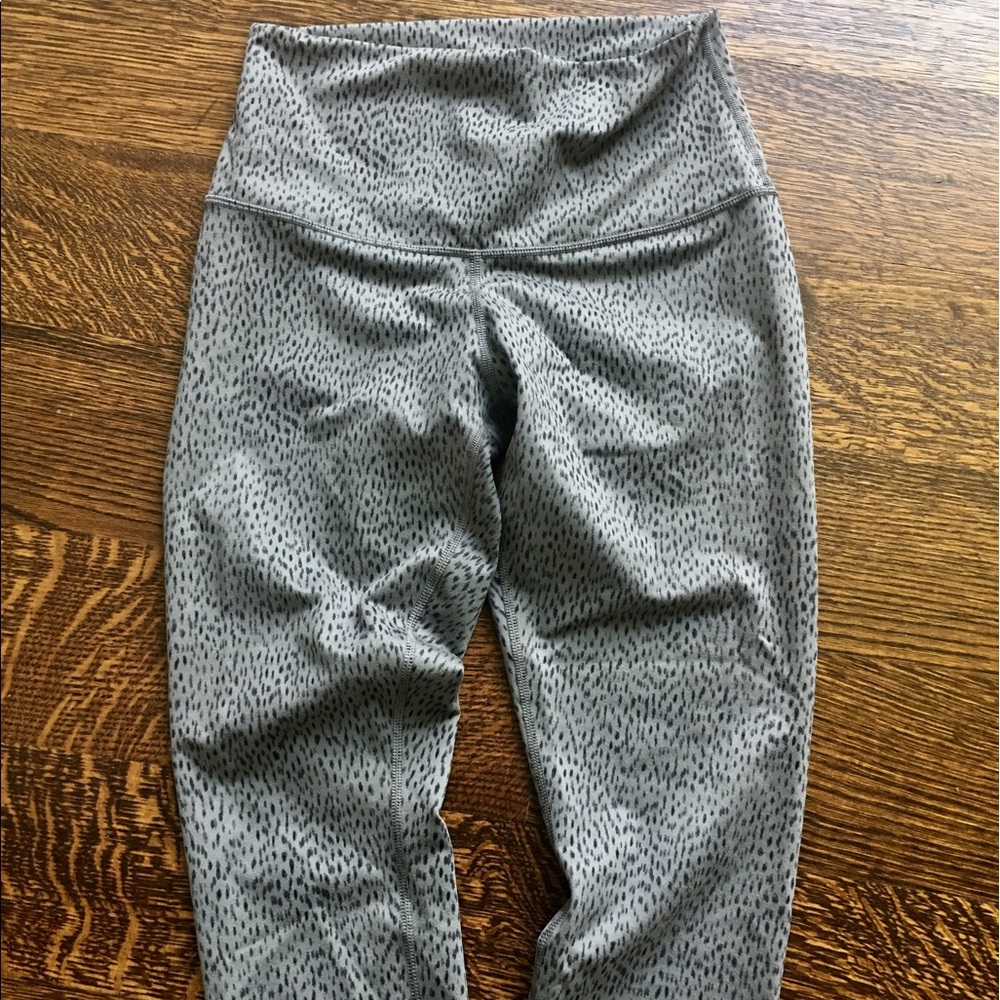 Lululemon Gray and Black animal print leggings