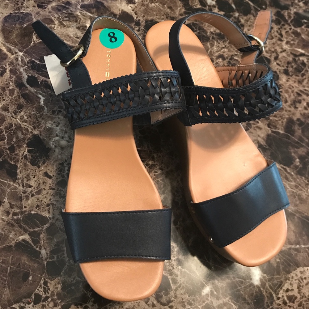 NWT Tommy Hilfiger Wedges