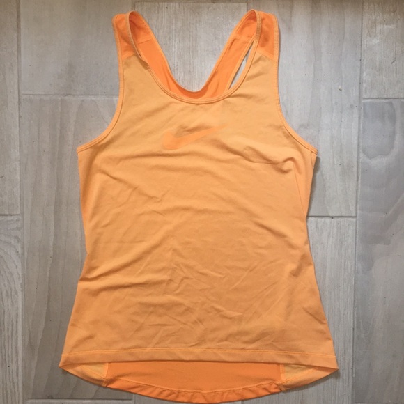 Nike NWOT Pro Dri-Fit Tank - Picture 1 of 5