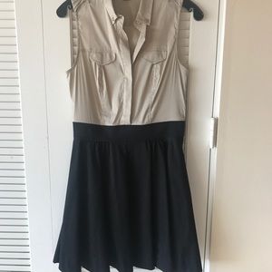 Armani Exchange dress
in mint condition 
size 4