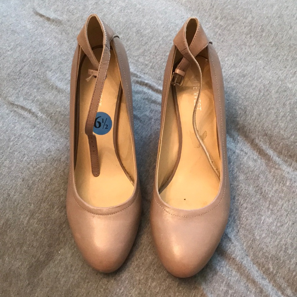 Nine West 6 & 1/2 Heels