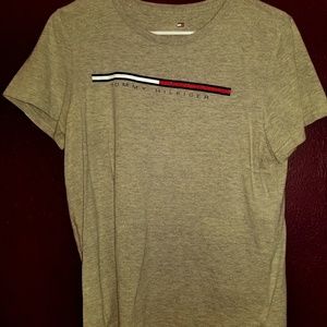 Grey tommy hilfiger shirt