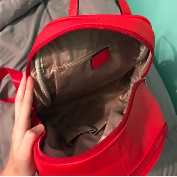 Candy apple red book bag - Picture 3 of 6