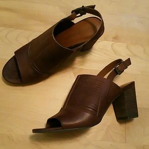 LUCKY BRAND sandals