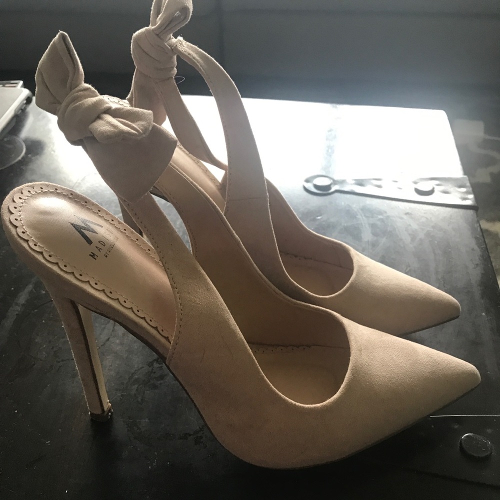 Suede Tan Pumps