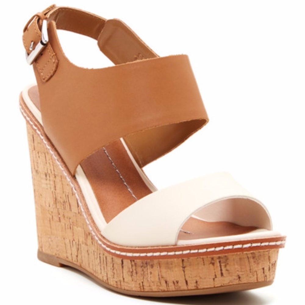 Dolce Vita Jonee Wedge Sandal, size 6