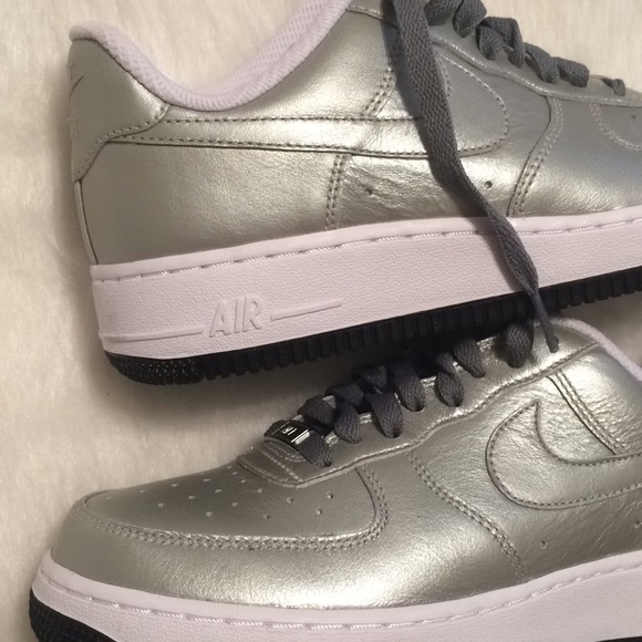 Nike Air Force 1 High By You Custom Men NIKE id custom AIR FORCE 1 silver shoes size 7.5