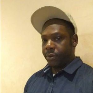 Meet your Posher, Deondre