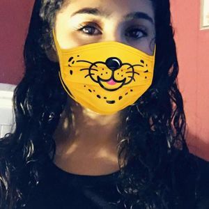 Meet your Posher, Amairani