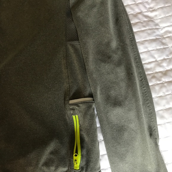 Abercrombie quarter zip - Picture 4 of 5