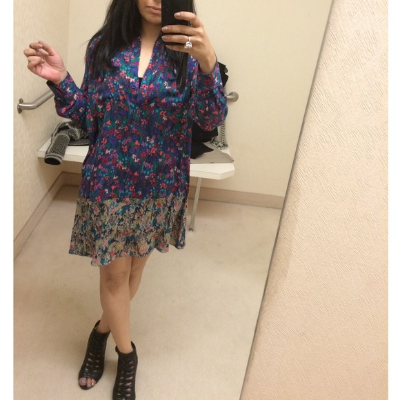 Bcbg Floral Button Up Flowy Shirtdress - Picture 4 of 5