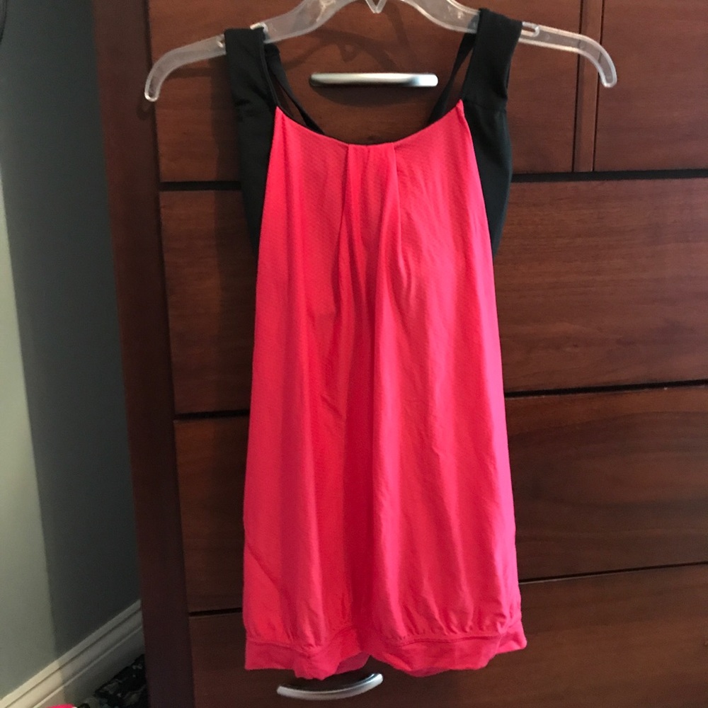 Lululemon tank size 8