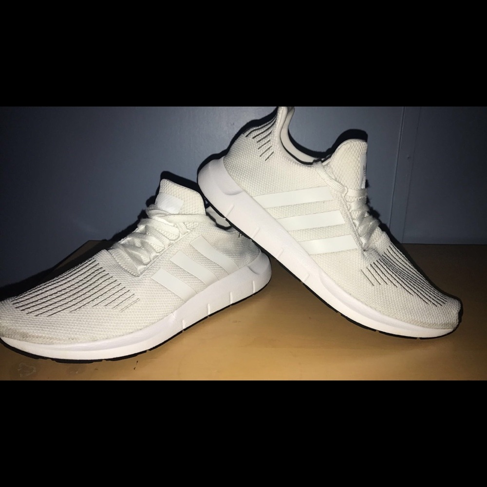 Adidas Swift Run