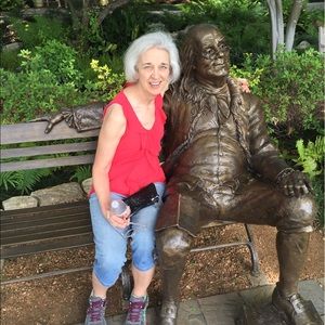 Meet your Posher, Sylvia