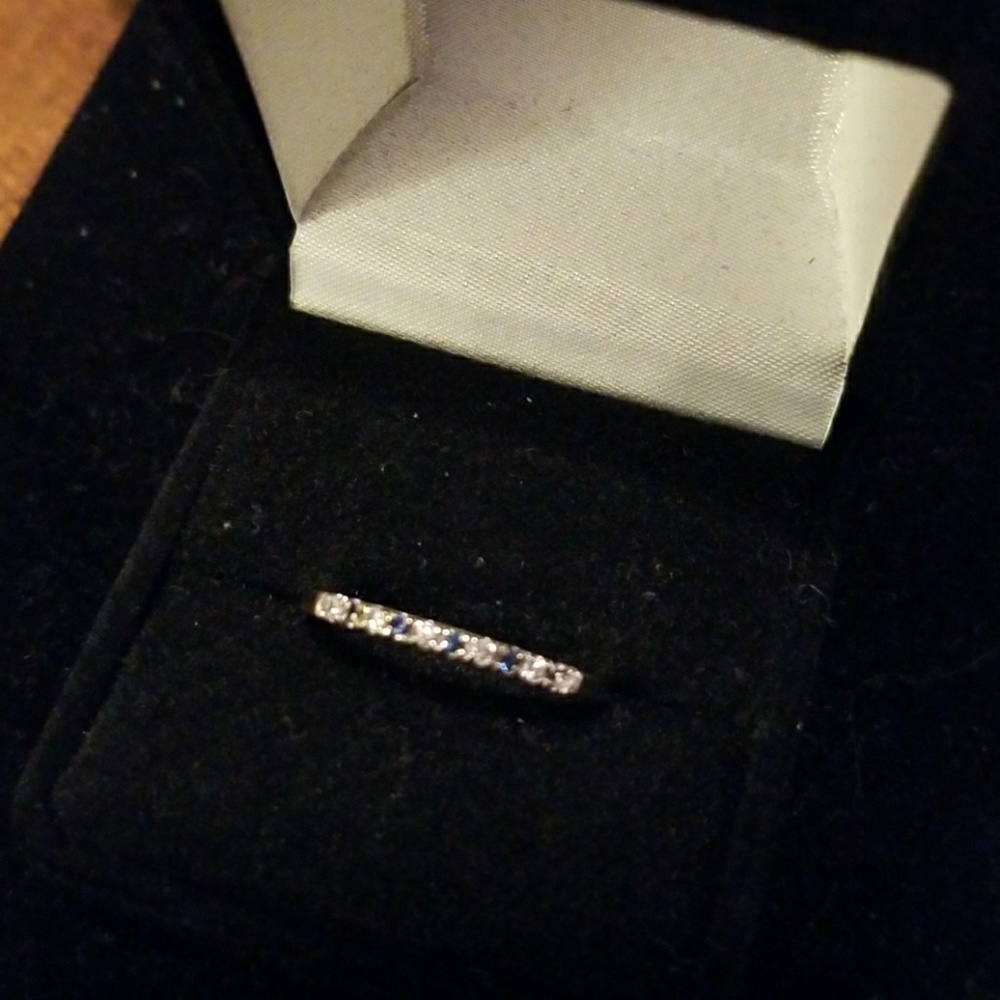 14kt YG Blue and White Sapphire Ring, Size 8!