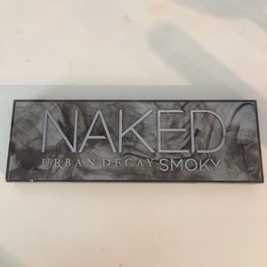URBAN DECAY NAKED SMOKY PALETTE