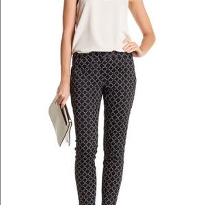 Amanda + Chelsea puzzle print pants