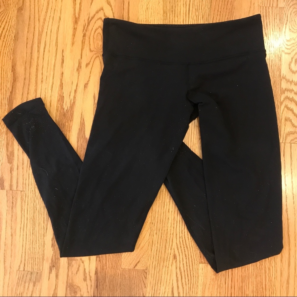 Size 8 Black Lululemon Wunder Under Pants