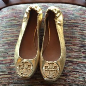 Tory Burch flats size 8 gold and tweed