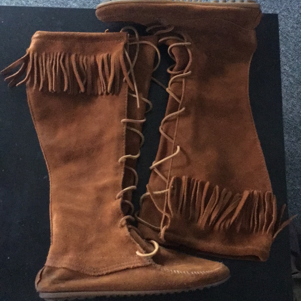 Minnetonka front lace knee-hi boots