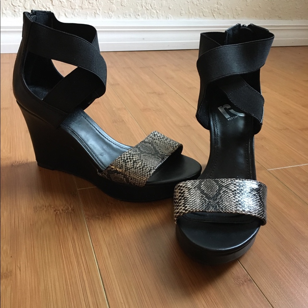 Report!  Yazzie.  Size 6.5 Brand new.