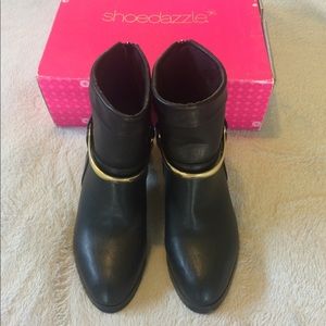 *LIKE NEW* Shoedazzle ankle boots