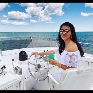 Meet your Posher, Alice