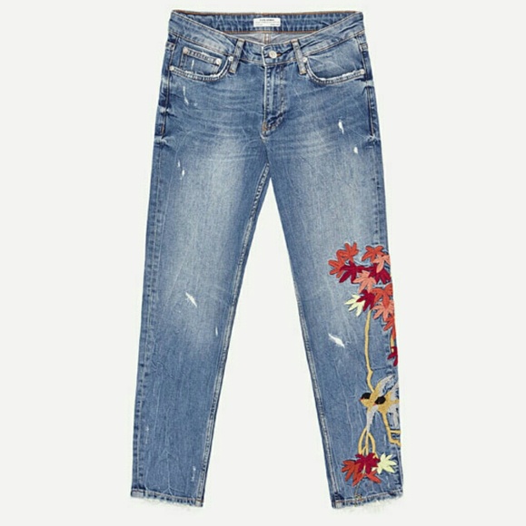 🌸HP🌸Zara slim boyfriend jeans with embroidery - Picture 7 of 7