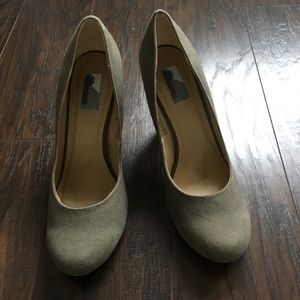 Urban outfitters heels