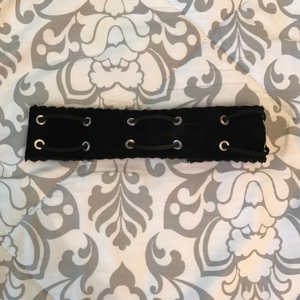 Steve Madden Thick Choker