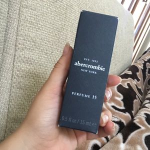 ABERCROMBIE PERFUME 15