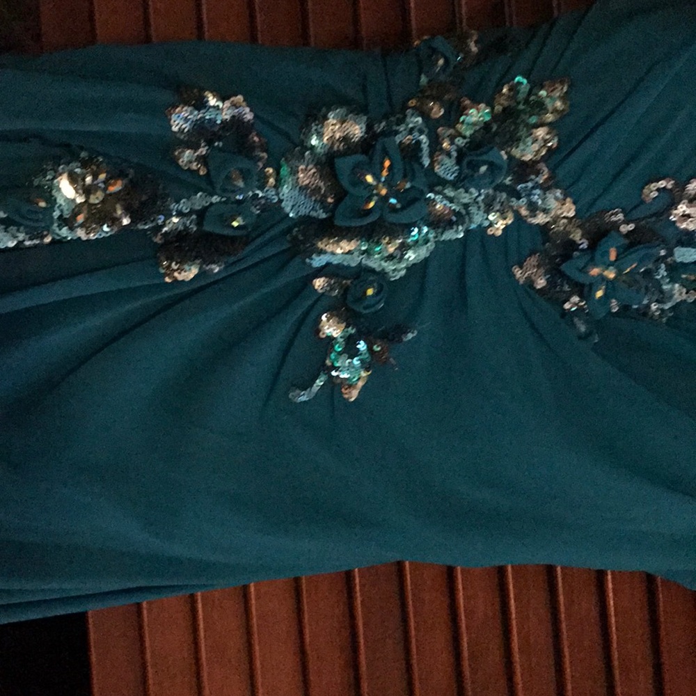 One shoulder embellished dress - Picture 2 of 5