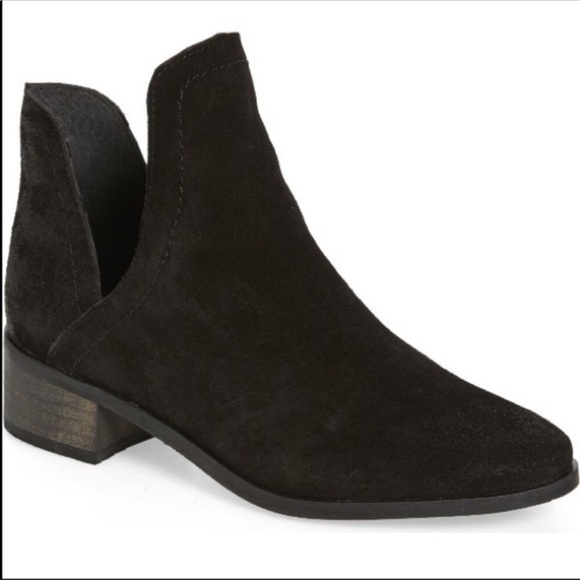 Black Distressed Split V Sides Suede Ankle Booties - Picture 4 of 6