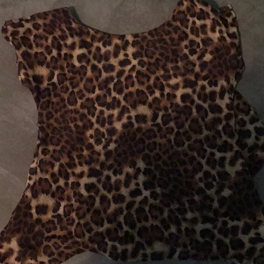 Leopard top
