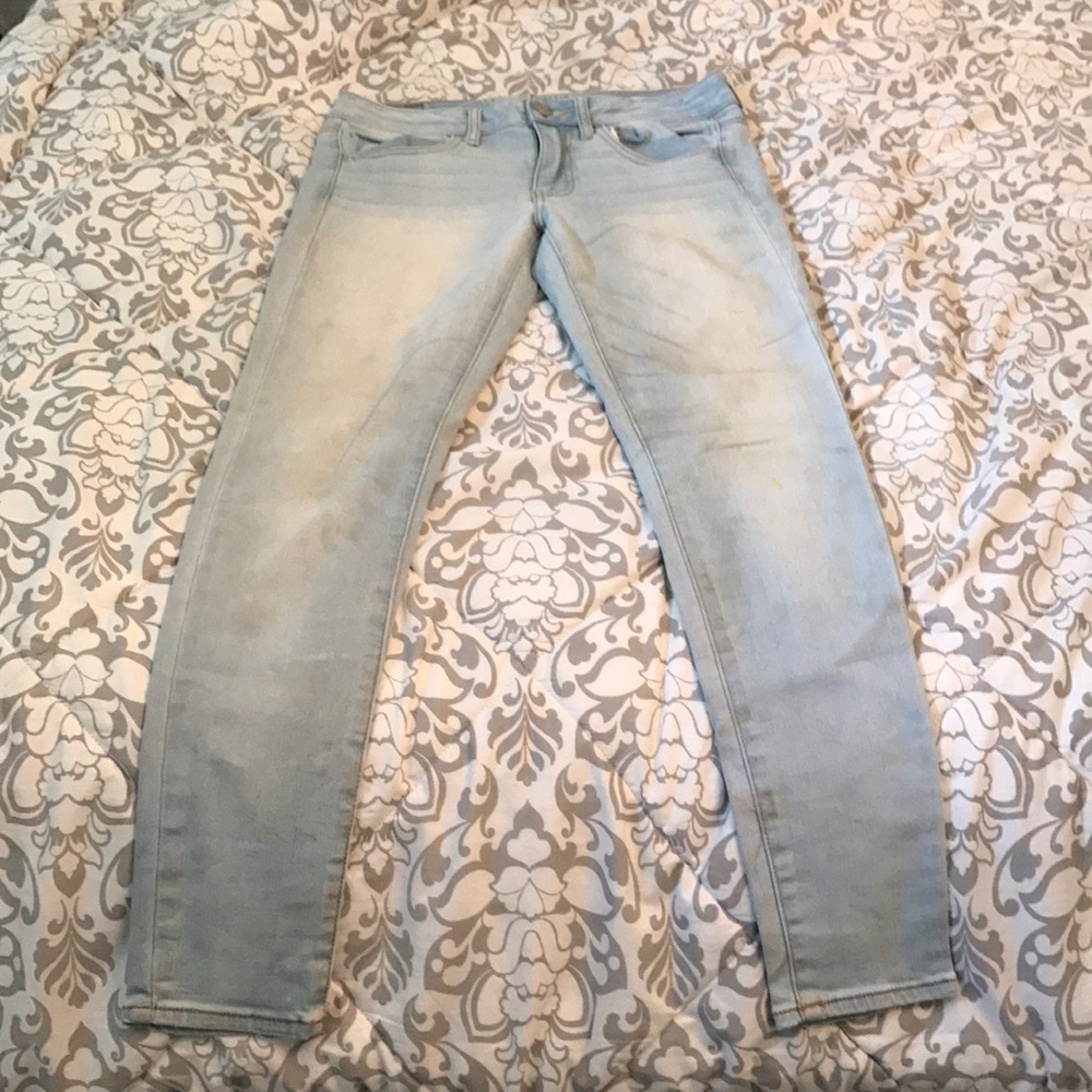 AEO Super Stretch Light Wash Jeans