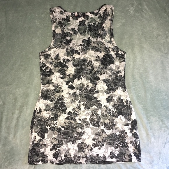 ALMOST FAMOUS Black White Tank Top Abstract Floral Sheer Lace Juniors Size L - Picture 5 of 6
