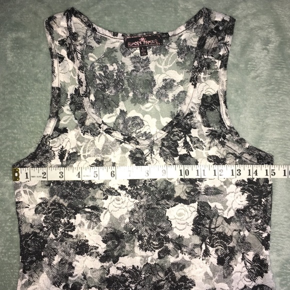 ALMOST FAMOUS Black White Tank Top Abstract Floral Sheer Lace Juniors Size L - Picture 4 of 6