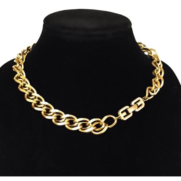 Givenchy Jewelry - Givenchy brass chain logo choker