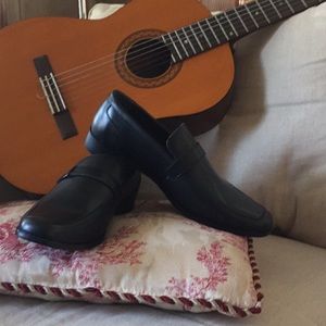 Perry Ellis Portfolio new shoes leather upper.