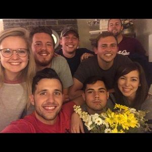 Meet your Posher, Leah