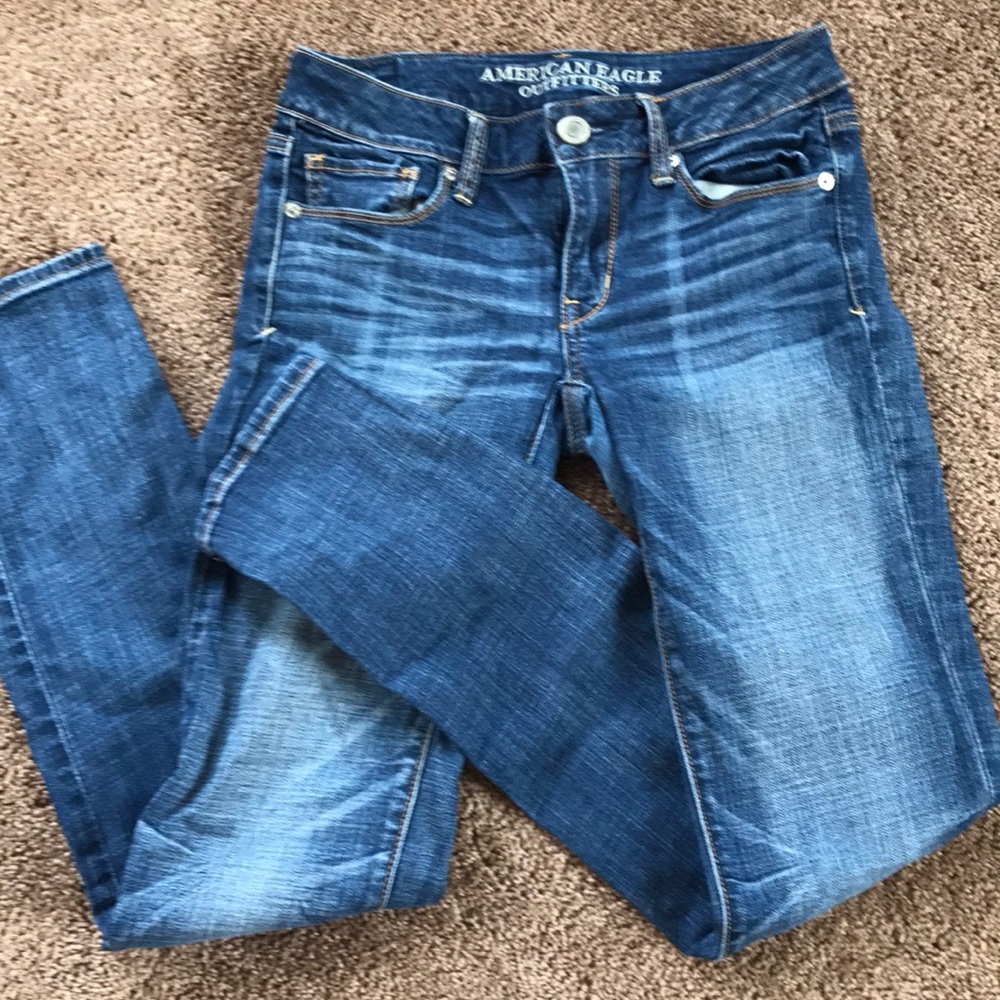EUC Skinny AE Jeans